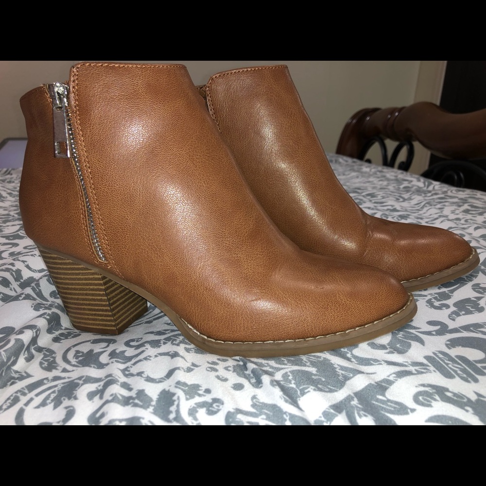 ♥️2 for $20♥️ {EXPRESS} BOOTIES